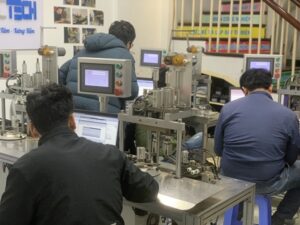 đào tạo lập trình plc tại bình dương