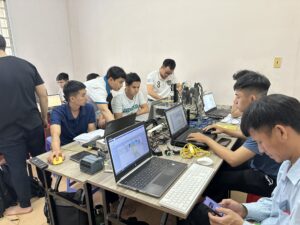 hoc-lap-trinh-plc-tai-hcm