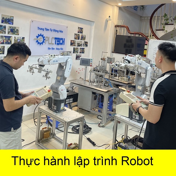 Đào Tạo Lập Trình Robot